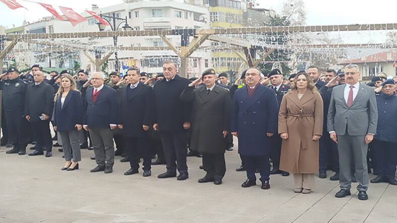 çelenk-tören