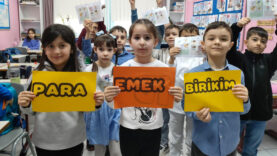 HEMK5UYaIAEZqQJ