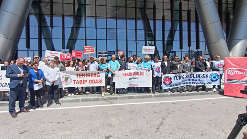 saglik-protesto